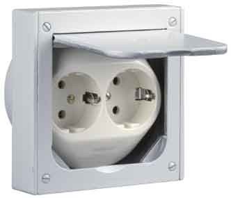 Socket outlet Protective contact 2 1632490