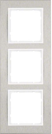 Cover frame for domestic switching devices 3 Horizontal 10233609