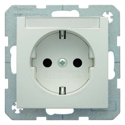 Socket outlet Protective contact 1 47501909