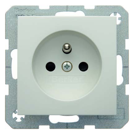 Socket outlet Earthing pin 1 6765768989