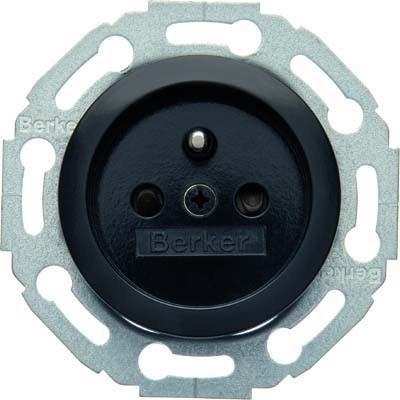 Socket outlet Earthing pin 1 67687901