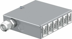 Compact distributor for plug-in building installation  6108005