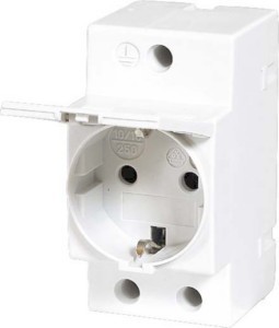 Socket outlet for distribution board 250 V 16 A 09980698