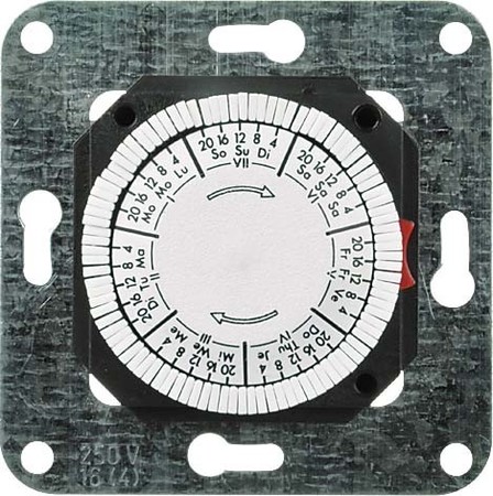 Electronic time switch for domestic switching devices  177110