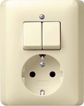 Combination switch/wall socket outlet Series switch 1 017501