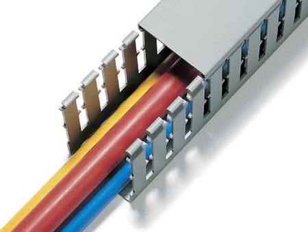 Slotted cable trunking system 100 mm 40 mm 181-10258
