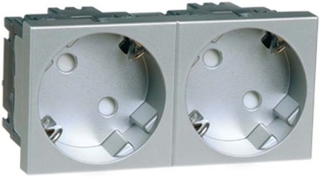 Socket outlet Protective contact 2 00516611