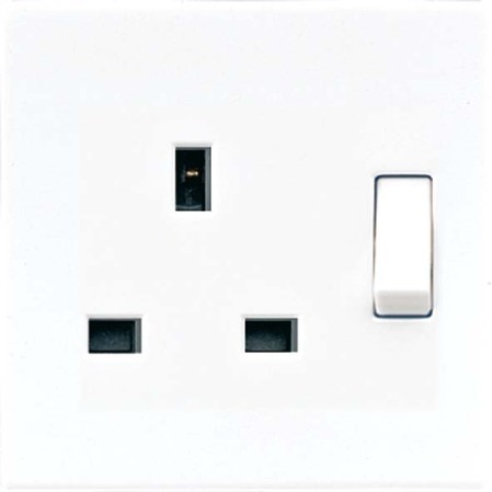 Socket outlet British Standard 1 LS3171