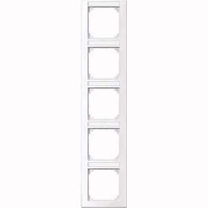 Cover frame for domestic switching devices 5 Vertical 470525