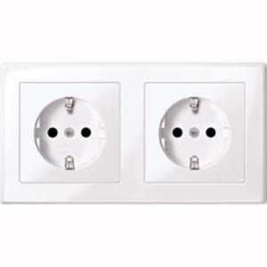 Socket outlet Protective contact 2 MEG2328-1425