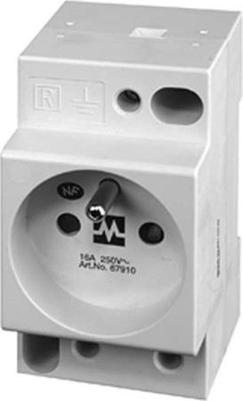 Socket outlet for distribution board 250 V 16 A 67910