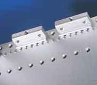 Mounting part for unit with modular spacing 19 inch  3684233