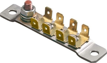 Component for earthing / equipotential bonding (switchgear cabin