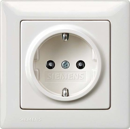 Socket outlet Protective contact 1 5UB1582