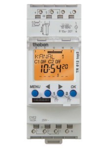 Digital time switch for distribution board  6124100