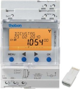 Digital time switch for distribution board  6414300