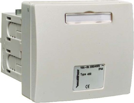 Panel-mounted CEE socket outlet 16 A 5 400