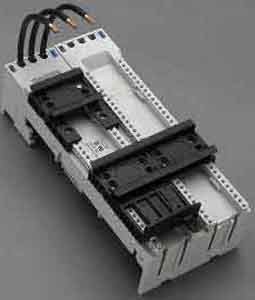 Busbar adapter 2 mounting rails 3 conductors AWG 10 32 A 32 453